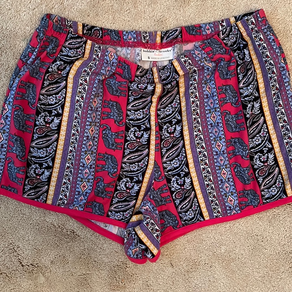 Lose fit soft shorts